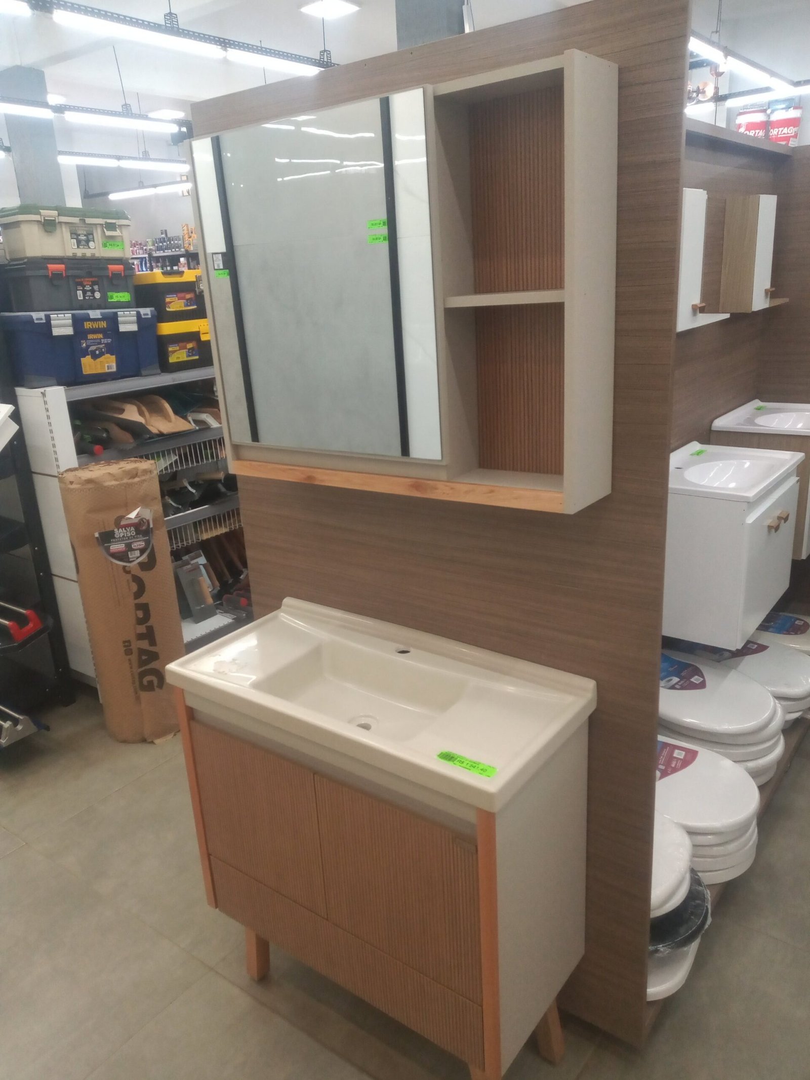 Gabinete Conjunto Volga 800 com Pia Fene Madeiral Biscuit