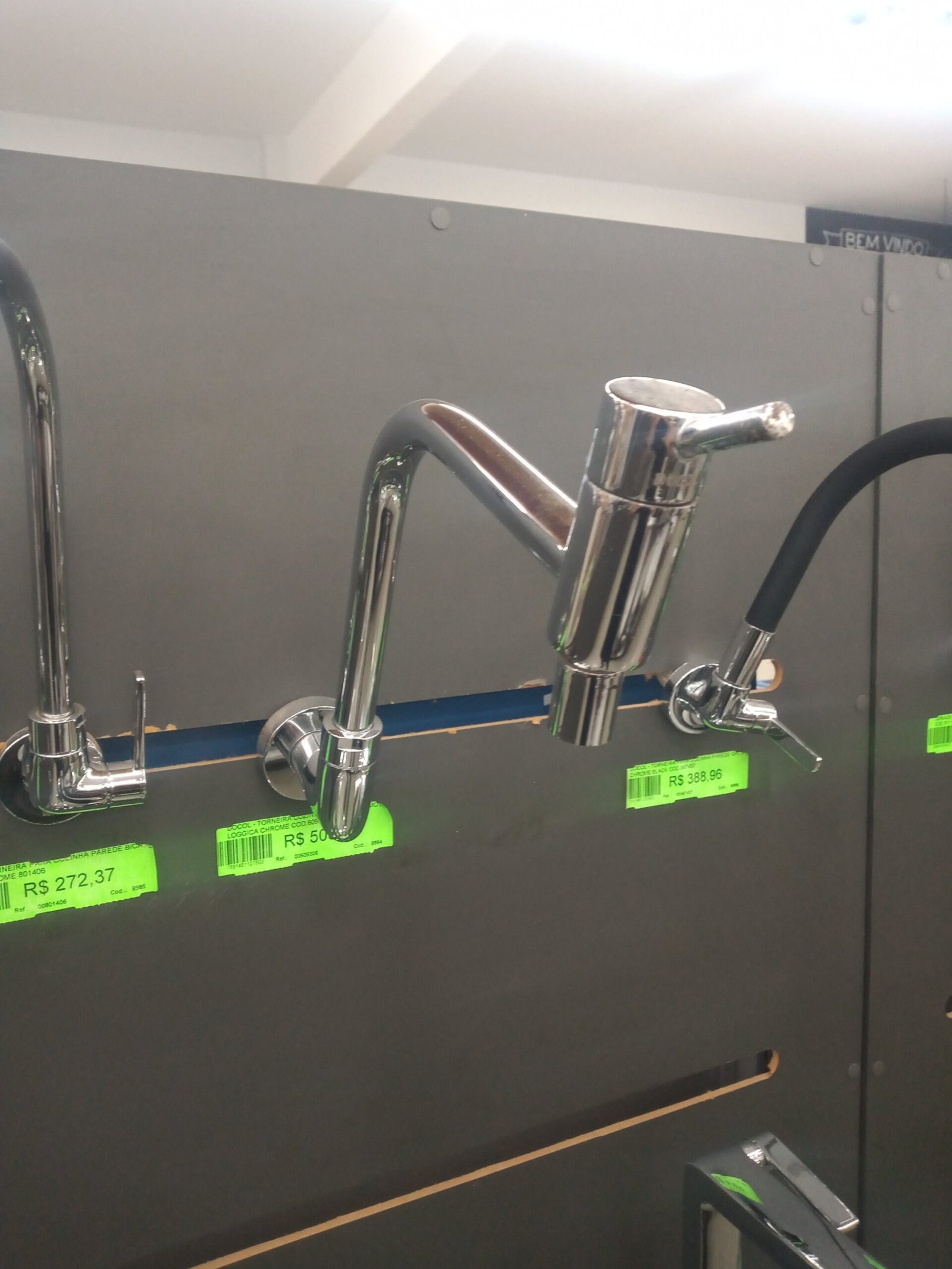 Docol Torneira Cozinha Parede Bica Móvel Lógica Chrome