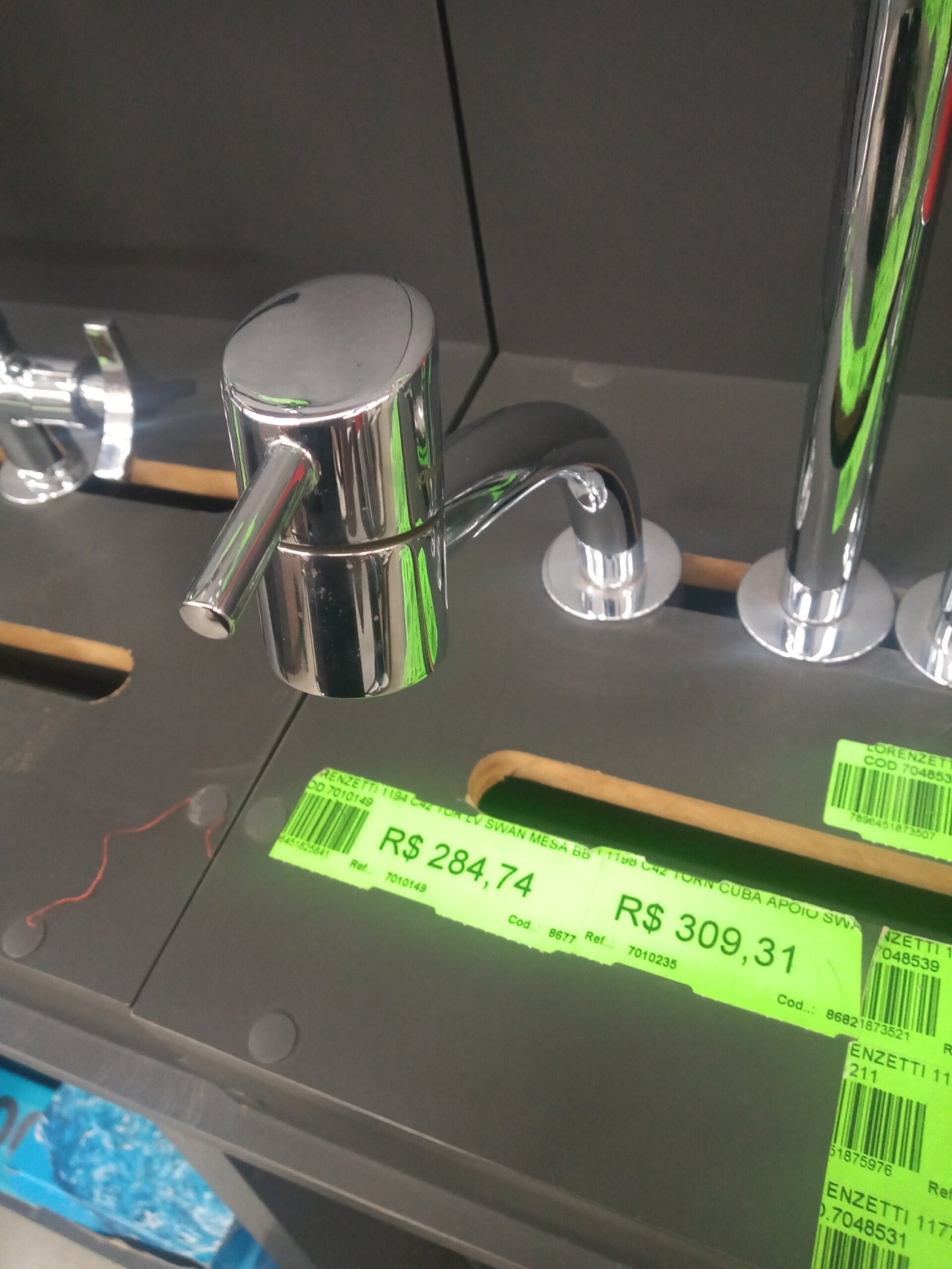 Frezetti Torneira Swan Mesa BB